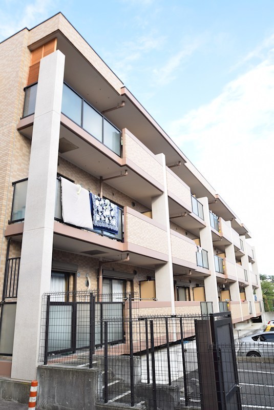 建物外観　現況優先