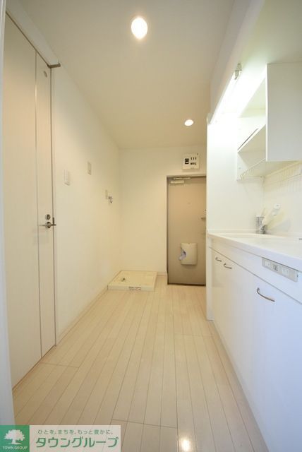 玄関　お問合せはタウンハウジングまで！※現地待合わせ相談可能