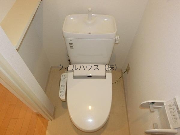 トイレ　ウォシュレット！