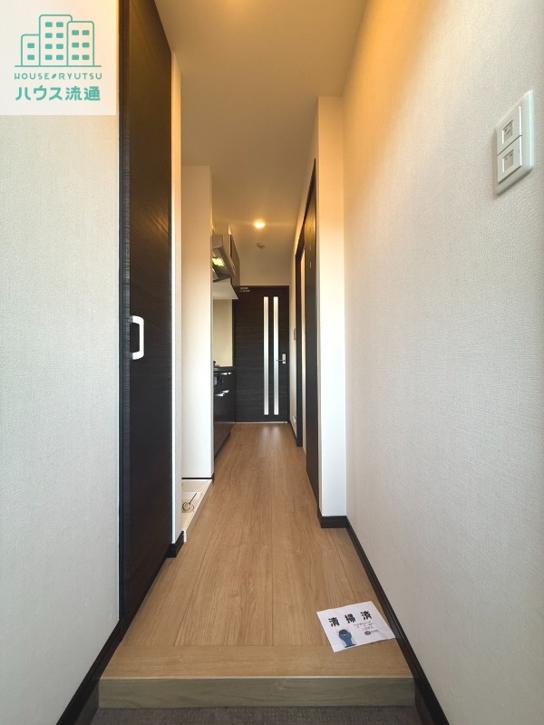 玄関　※別号室の写真※