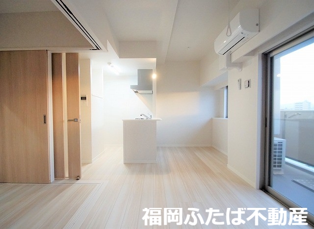ネストピア博多駅ステージの居間写真