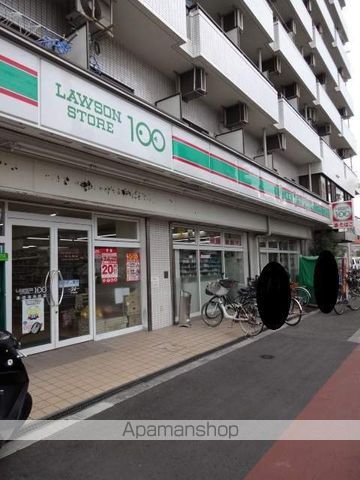 コンビニ　ローソンストア１００（コンビニ）まで152m