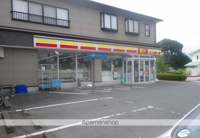 コンビニ　デイリーヤマザキ足柄駅前店（コンビニ）まで400m