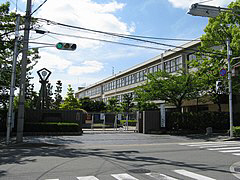 中学校　白鷺中学校（中学校）まで926m