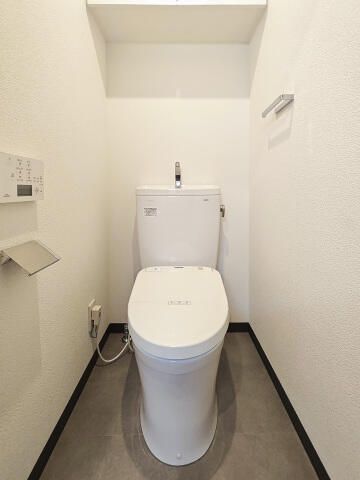 トイレ　スカイコートパレス新大塚　豊島区南大塚3