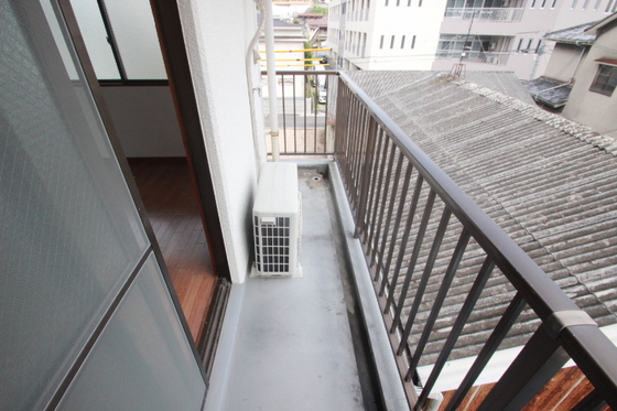 バルコニー　※他部屋のお写真になります