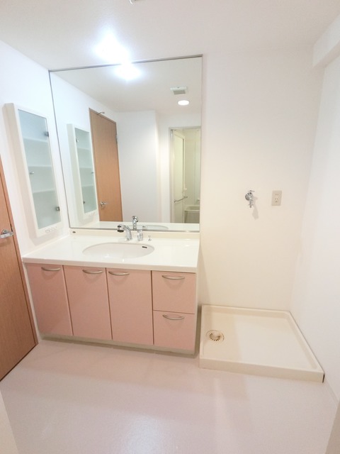 洗面設備　※別部屋反転タイプ参考写真