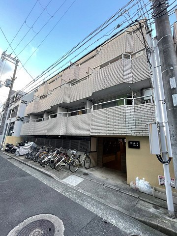 グランディア甲子園の外観写真