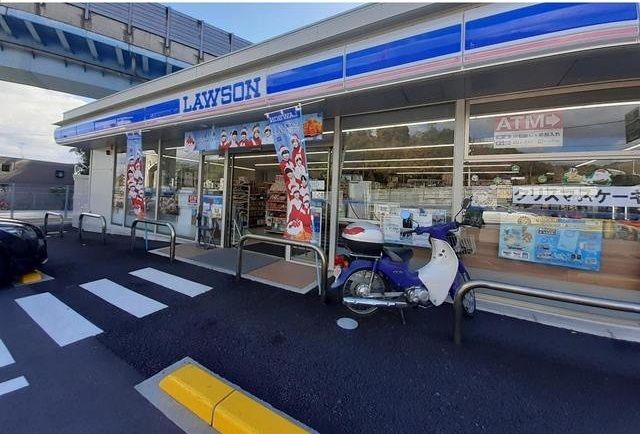コンビニ　ローソン（コンビニ）まで450m