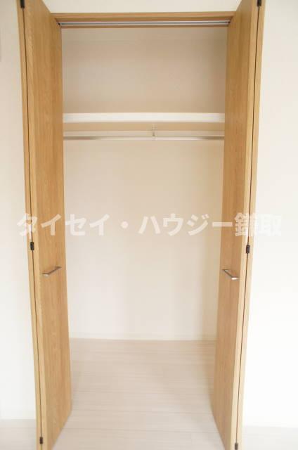収納　リビングの収納もクローゼットにリフォーム済み☆