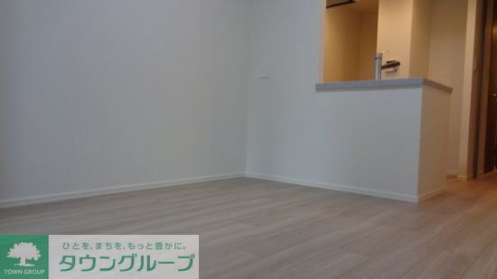 グランリビオ芝大門の居間写真