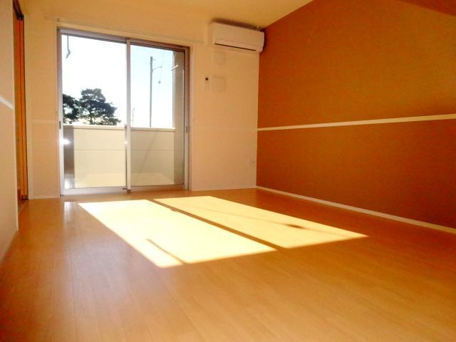 メゾンレイアの居間写真