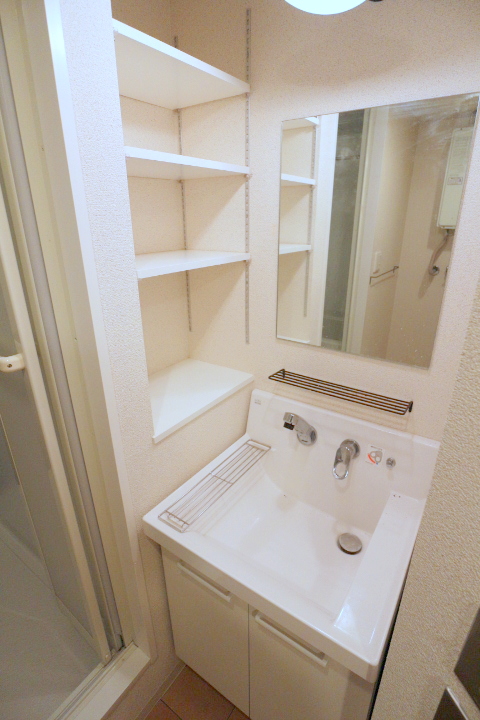 洗面設備　シャンプードレッサー付き♪