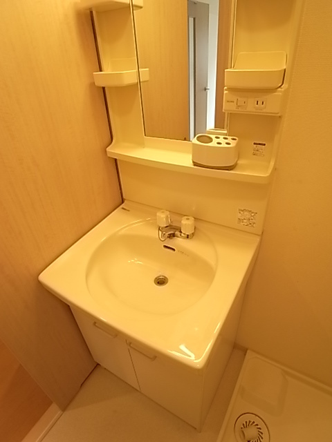 レフィナード西台のトイレ写真