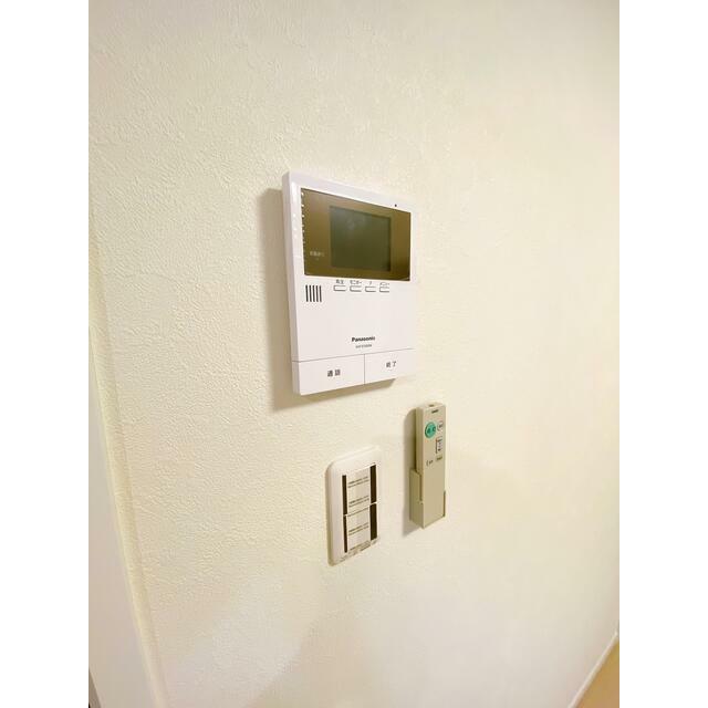 セキュリティ　モニター付きインターホン