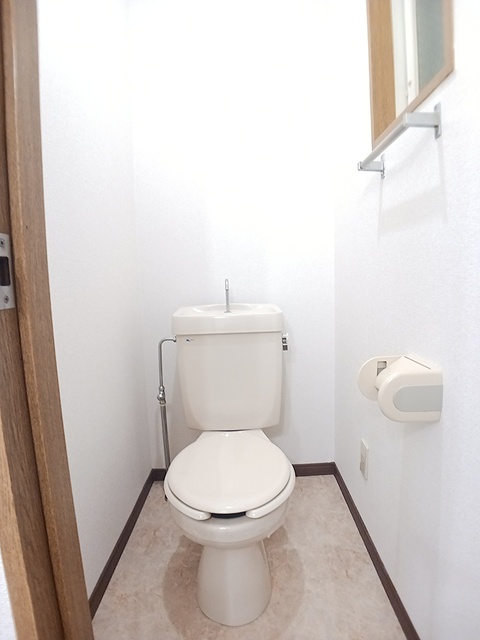 トイレ　コンパクトで使いやすいトイレです