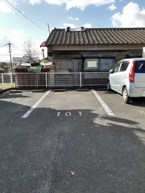駐車場　駐車場があります