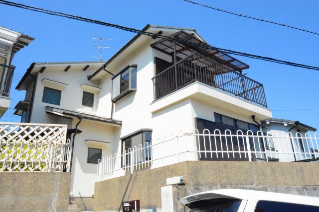 建物外観　駐車場1台付き☆