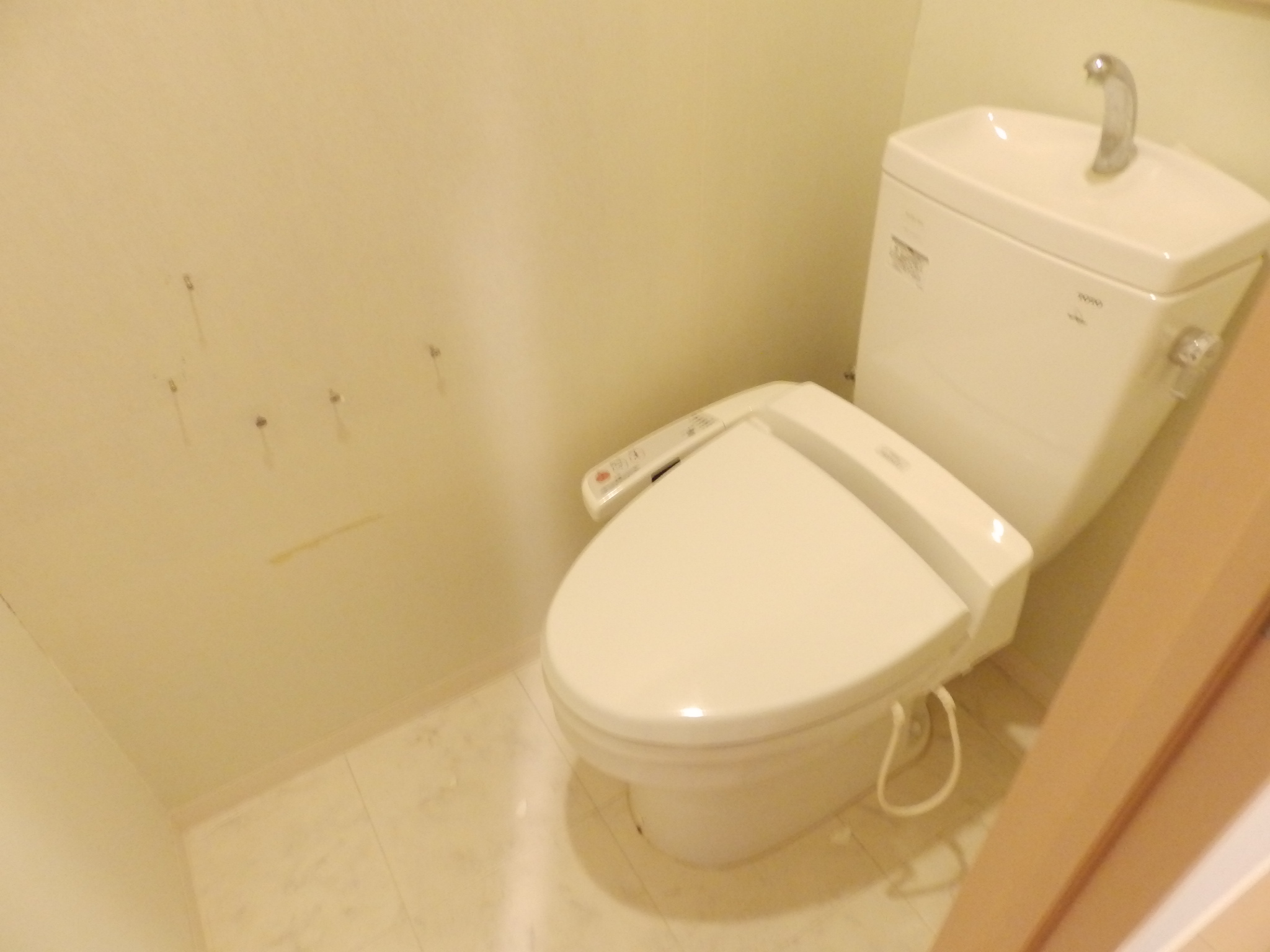 シークリサンス神戸のトイレ写真