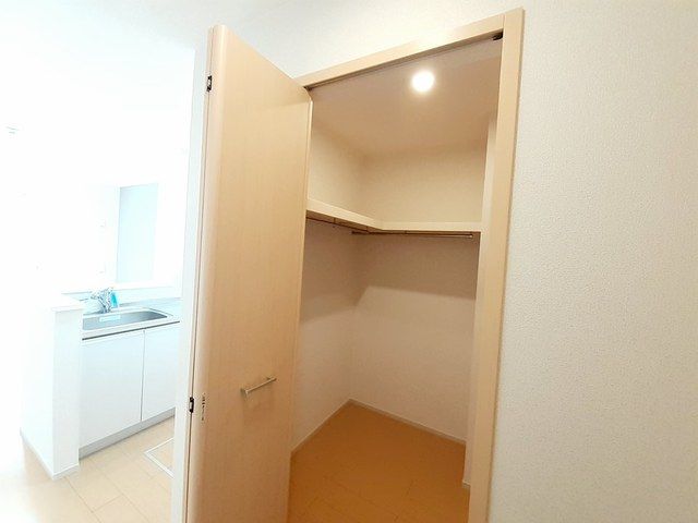 水のフォレストの内装写真