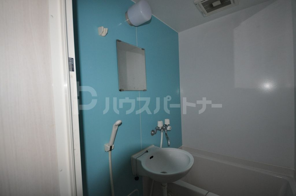 2525コーポラス西日暮里の内装写真