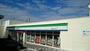 コンビニ　ファミリーマート屋富祖四丁目店（コンビニ）まで400m
