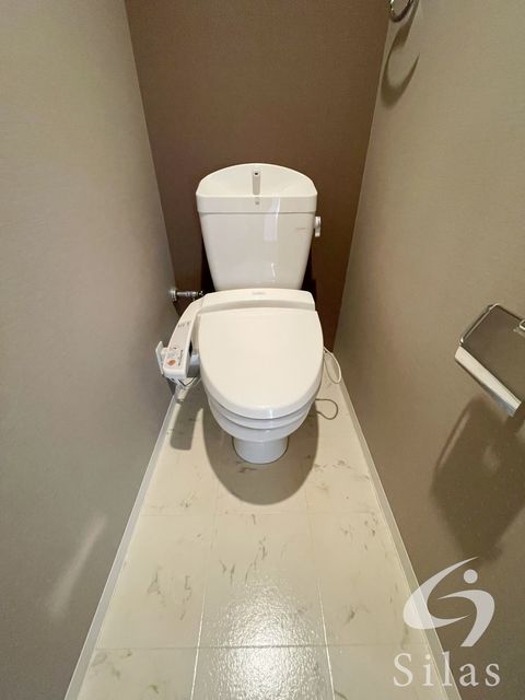 地下鉄谷町線 中崎町駅 徒歩6分 12階建 築18年のトイレ写真