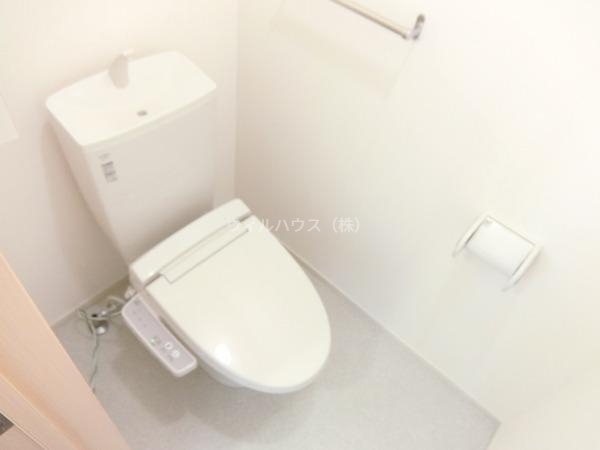 トイレ　ウォシュレット！