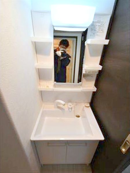 洗面設備　シャンプードレッサー付きです♪