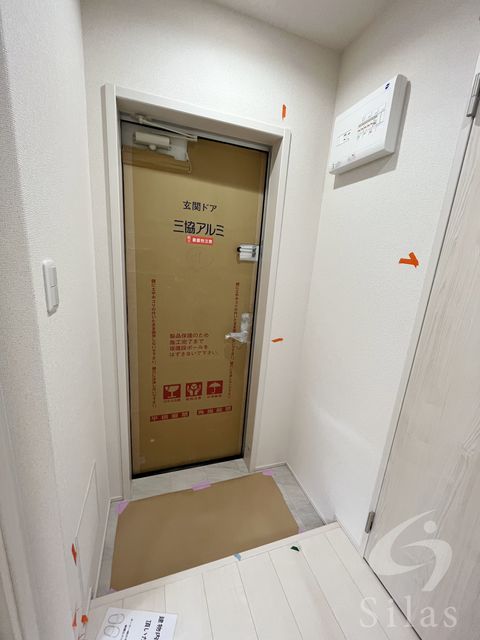 ＪＲ阪和線 杉本町駅 徒歩3分 3階建 築5年の玄関写真