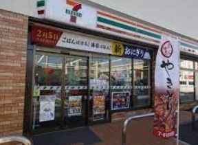 コンビニ　セブンイレブン板橋東新町川越街道店（コンビニ）まで190m