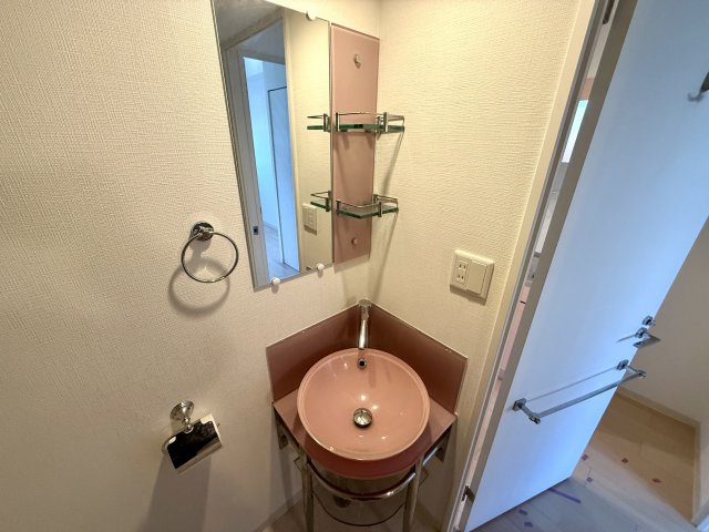 洗面設備　見出し並みを整える洗面台です！