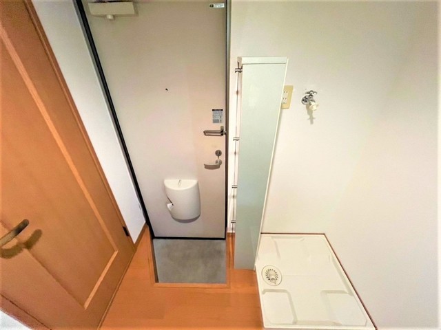 玄関　※別のお部屋の写真です※