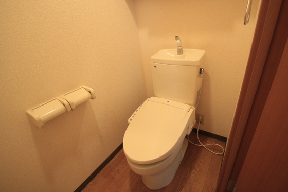トイレ　※別部屋の写真です