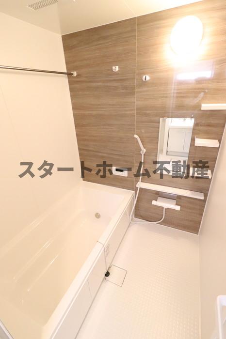 バス・シャワールーム　きれいなお風呂です