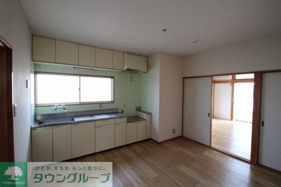 キッチン　※別部屋参考写真※