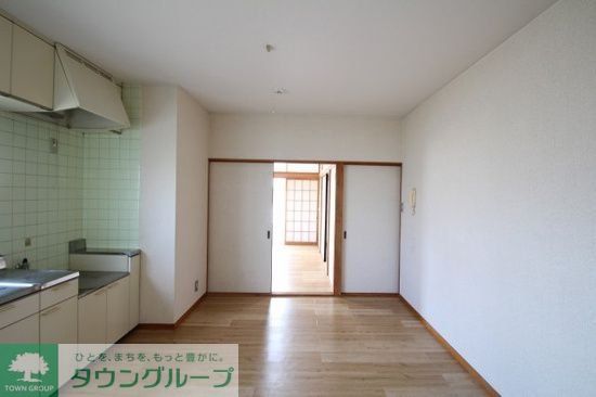 居室・リビング　※別部屋参考写真※