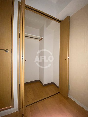 収納　ドエル心斎橋　クローゼット