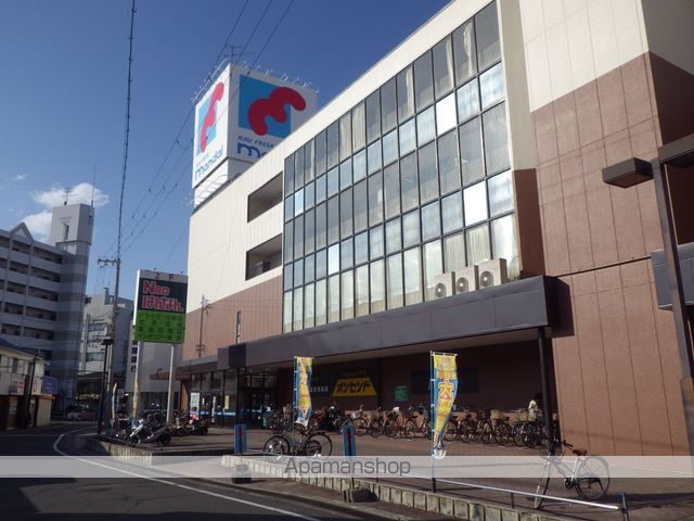 スーパー　万代　尾崎店（スーパー）まで389m