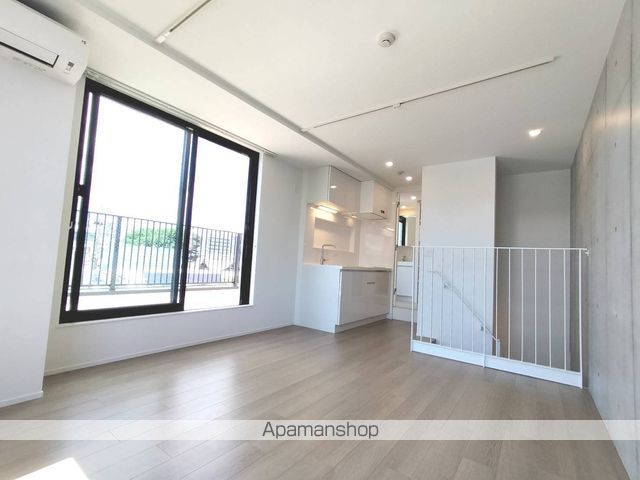 東急目黒線 不動前駅 徒歩4分 5階建 築3年の居間写真