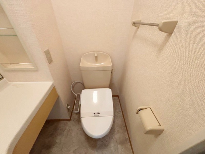 トイレ　図面と現状に相違がある場合には現状を優先