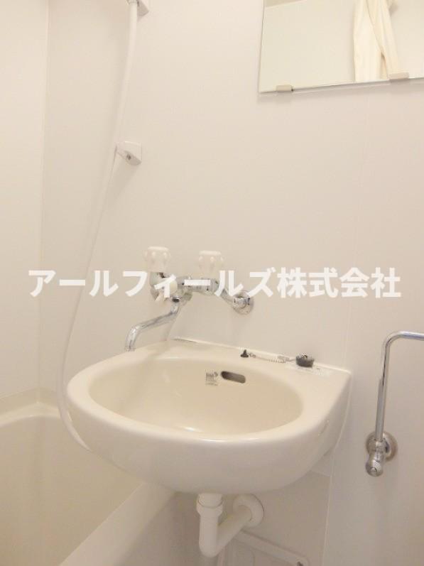 ＪＲ常磐線 馬橋駅 徒歩6分 4階建 築43年の内装写真
