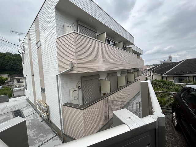 建物外観　バルコニー側