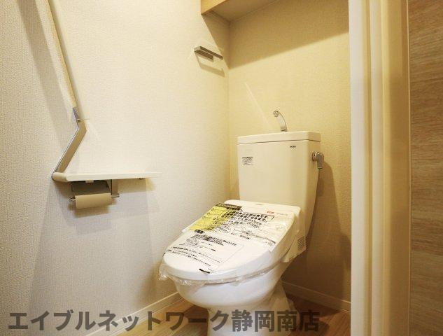 トイレ　トイレもきれいです