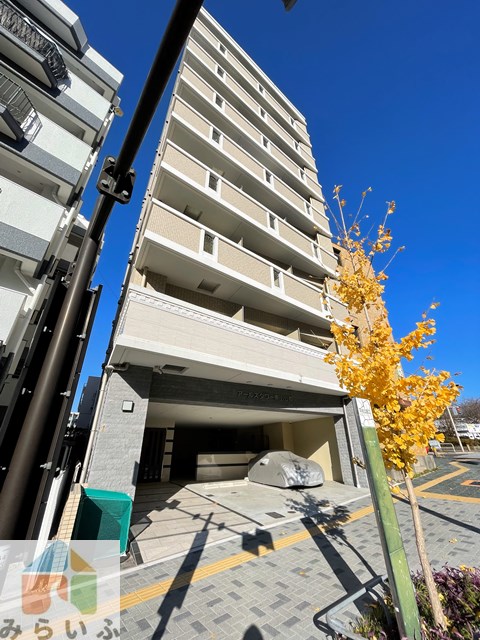 名古屋市千種区新池町のマンションの建物外観