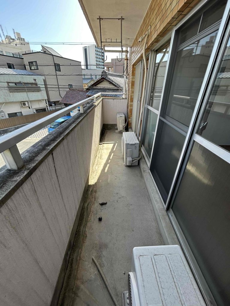 バルコニー　バルコニー