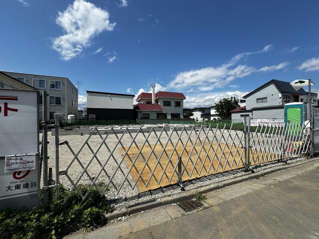 函館市湯浜町のアパートの建物外観