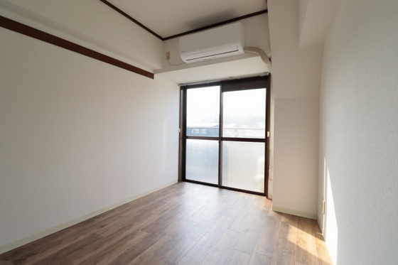 居室・リビング　※他部屋の写真です。