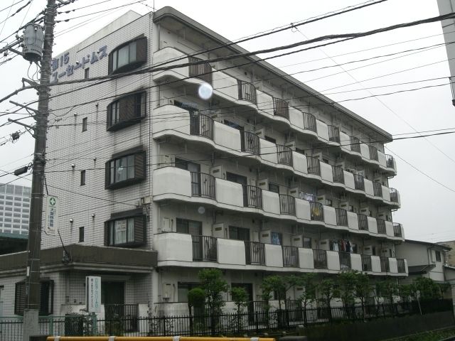 さいたま市大宮区桜木町のマンションの建物外観