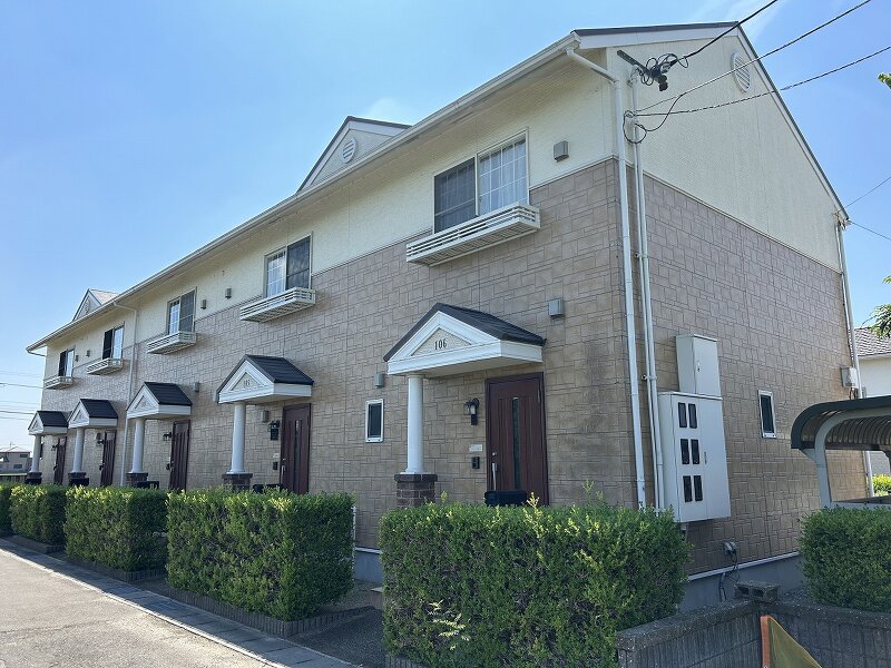 Ｇａｒｄｅｎ Ｖｉｌｌａｇｅ Ｊの建物外観